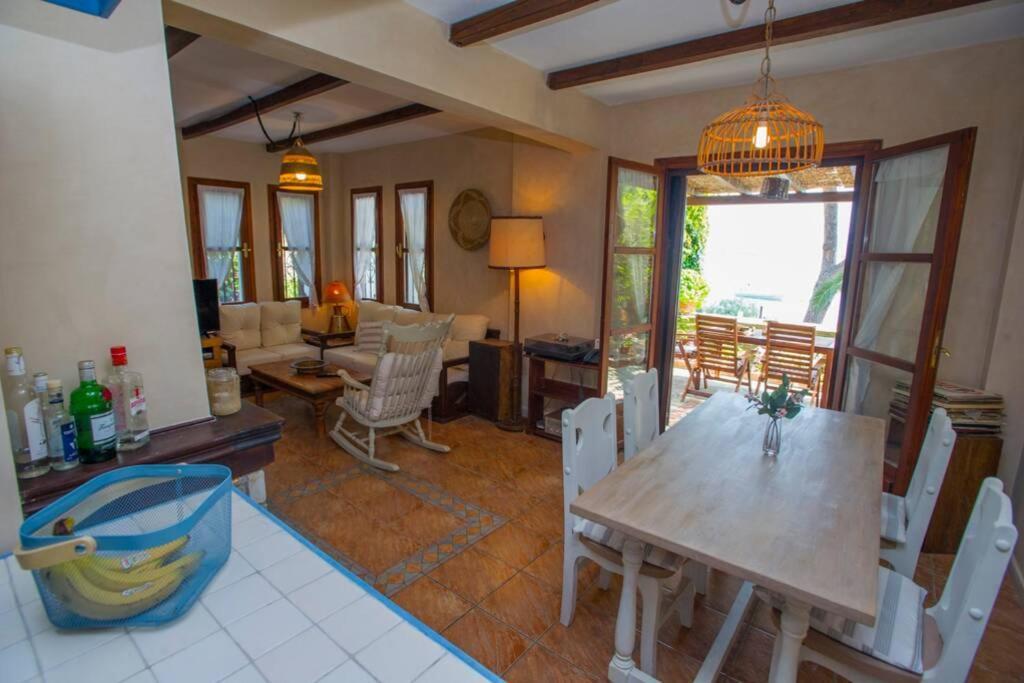 Natali'S Villa By The Sea Kato Gatzea Exterior photo
